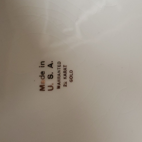 2 Gold Rimmed 22k gold Plates - Picture 5 of 7